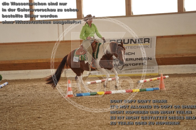 s_A_901869.JPG